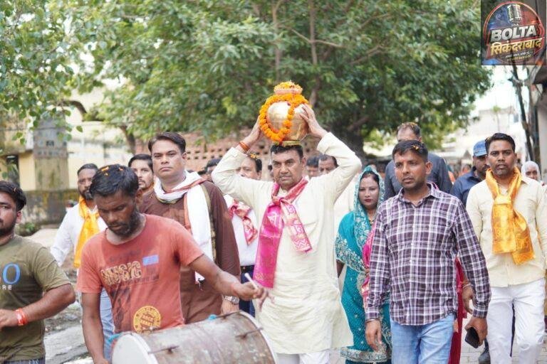 सिकंदराबाद पहुंची संत रविदास कलश वंदन यात्रा, जगह-जगह पुष्प वर्षा से स्वागत